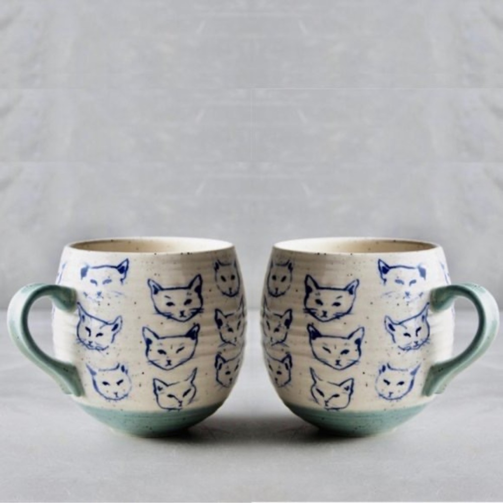 {Anthropologie} RARE Leah Goren Ceramic Cat Mug Green